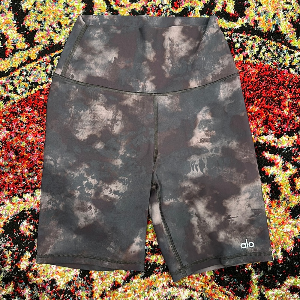 Alo Yoga High Waisted Solarized Tie Dye Biker Short